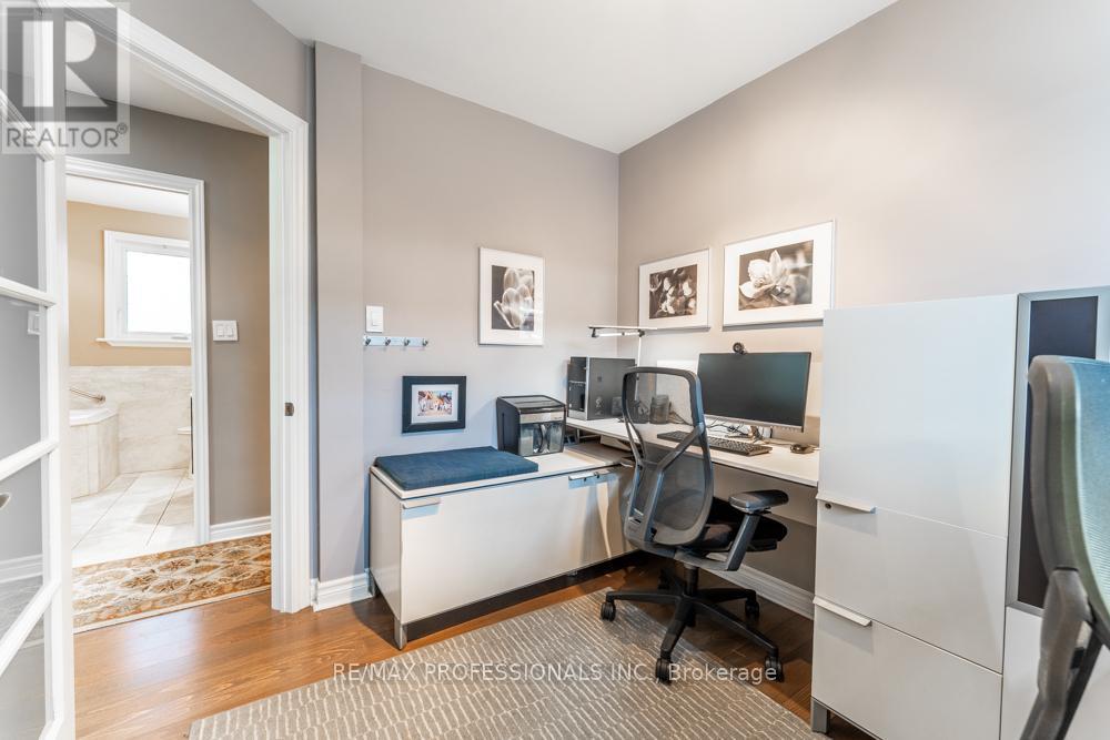 1427 Kenmuir Avenue, Mississauga (Mineola), Ontario  L5G 4B3 - Photo 20 - W12854034