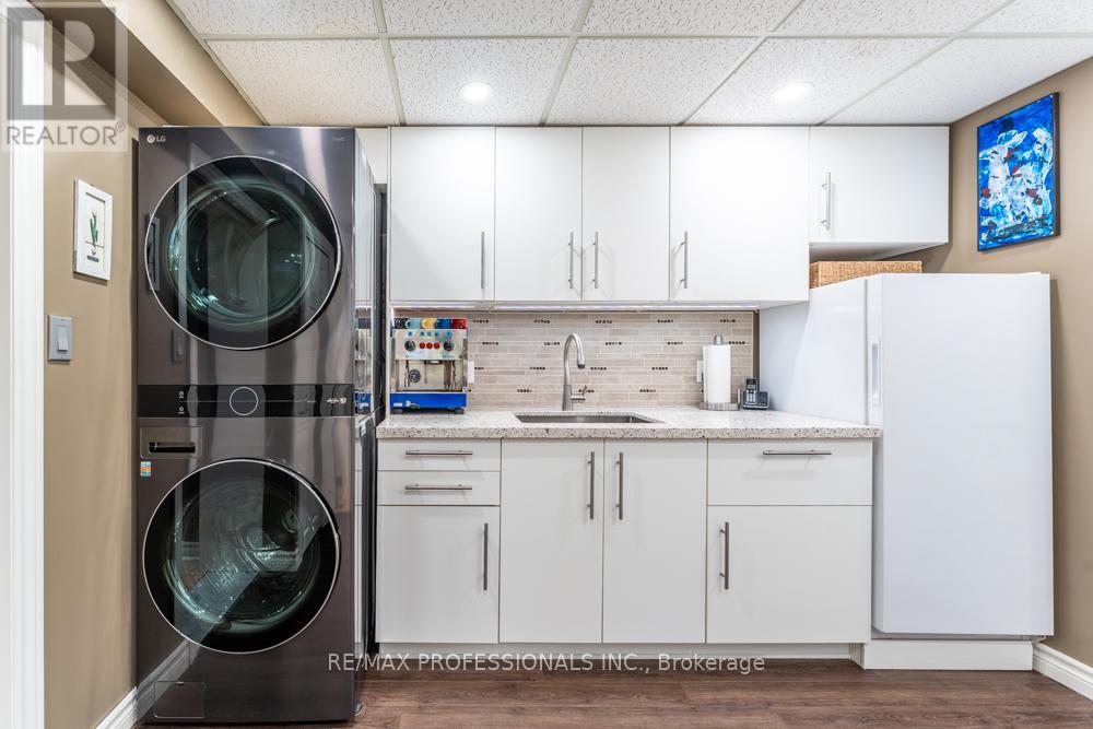 1427 Kenmuir Avenue, Mississauga (Mineola), Ontario  L5G 4B3 - Photo 29 - W12854034