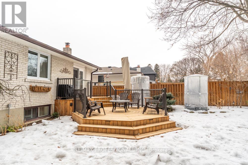 1427 Kenmuir Avenue, Mississauga (Mineola), Ontario  L5G 4B3 - Photo 34 - W12854034