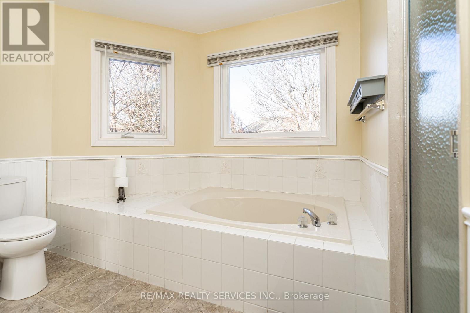 7 Laidlaw Avenue, Brampton, Ontario  L6S 5W1 - Photo 32 - W12854074