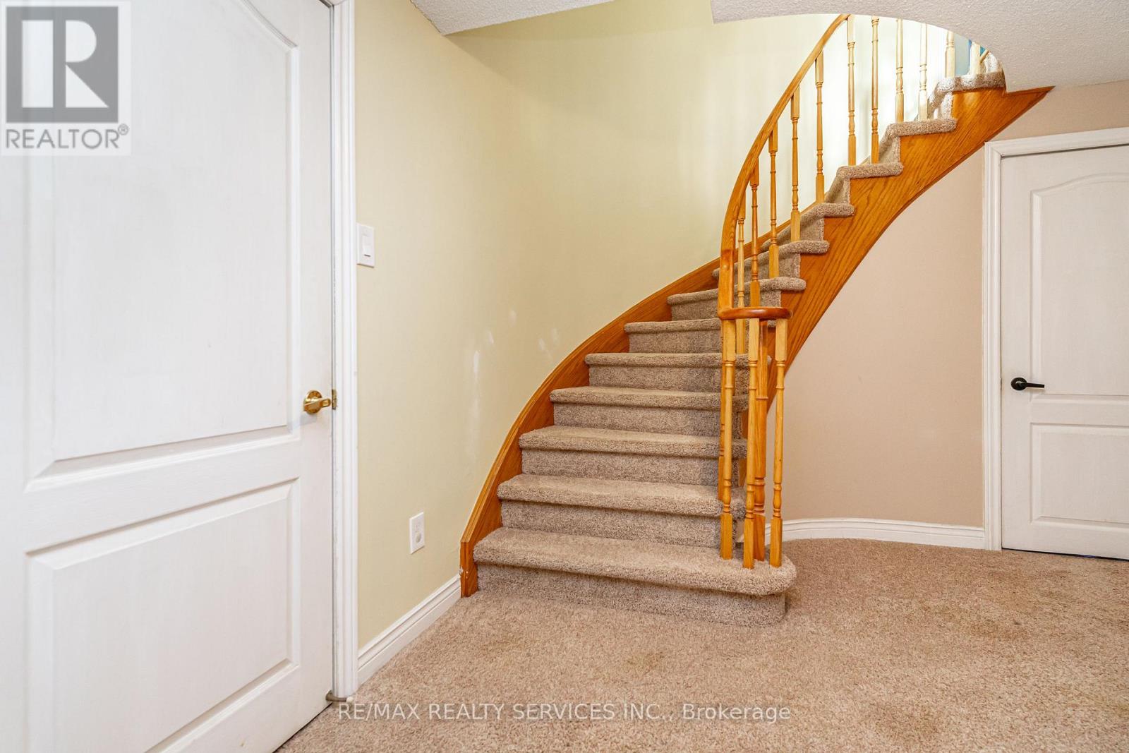 7 Laidlaw Avenue, Brampton, Ontario  L6S 5W1 - Photo 39 - W12854074