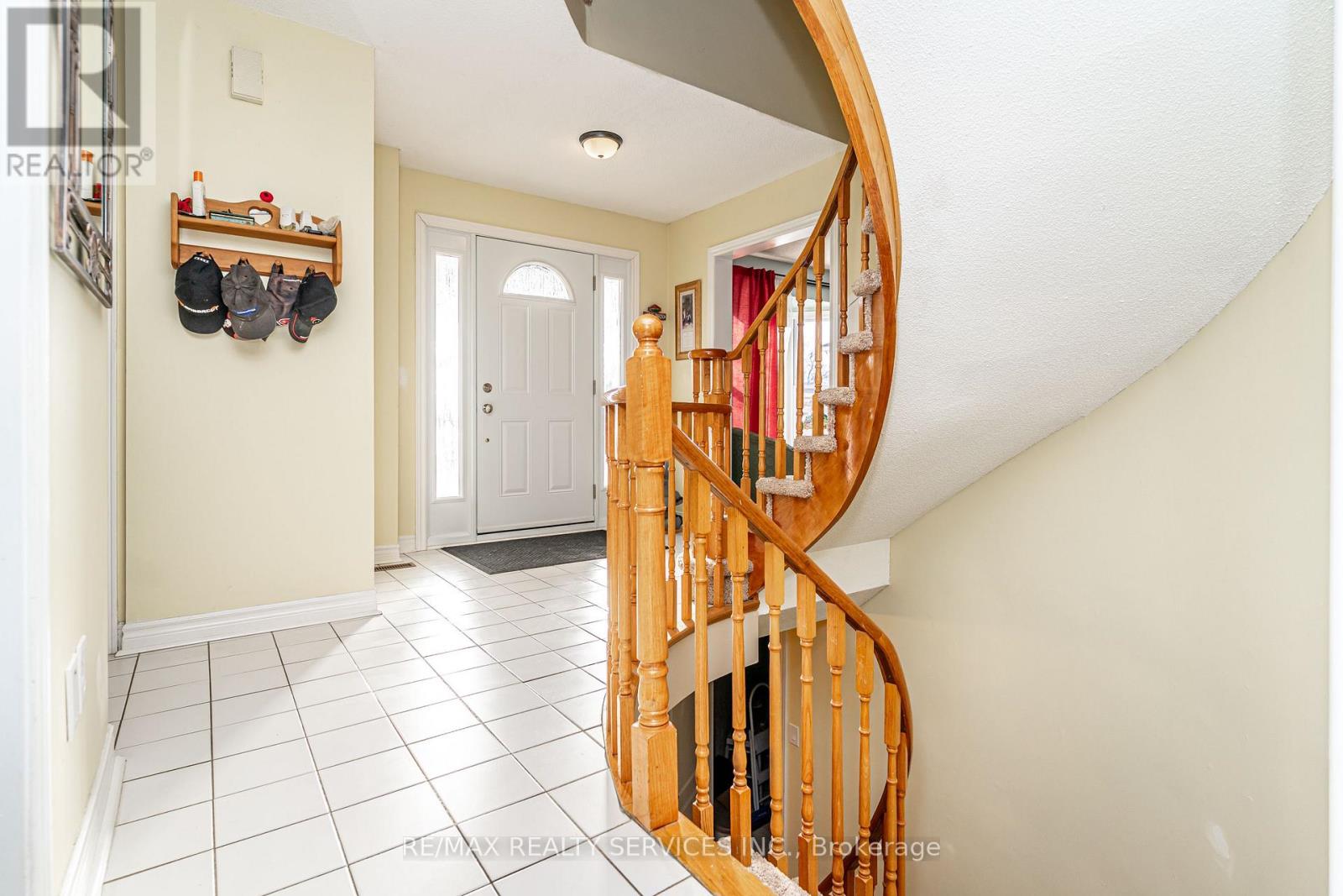 7 Laidlaw Avenue, Brampton, Ontario  L6S 5W1 - Photo 6 - W12854074