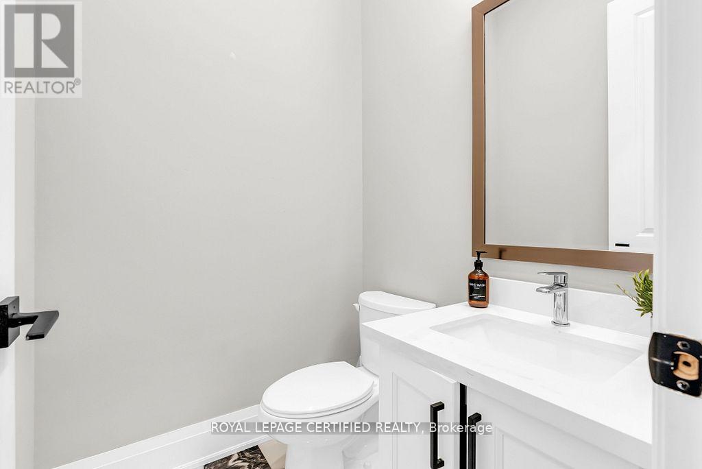 185 Burloak Drive, Oakville, Ontario  L6L 6S7 - Photo 21 - W12854104