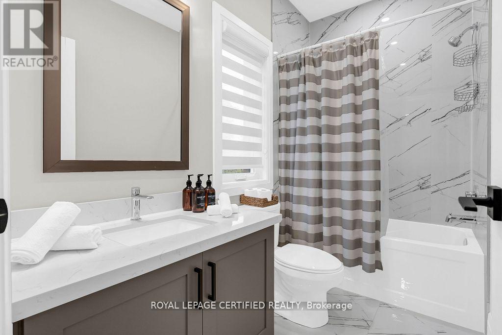 185 Burloak Drive, Oakville, Ontario  L6L 6S7 - Photo 37 - W12854104