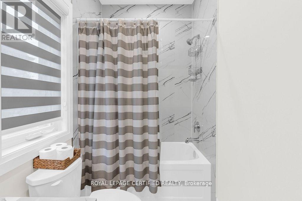 185 Burloak Drive, Oakville, Ontario  L6L 6S7 - Photo 40 - W12854104