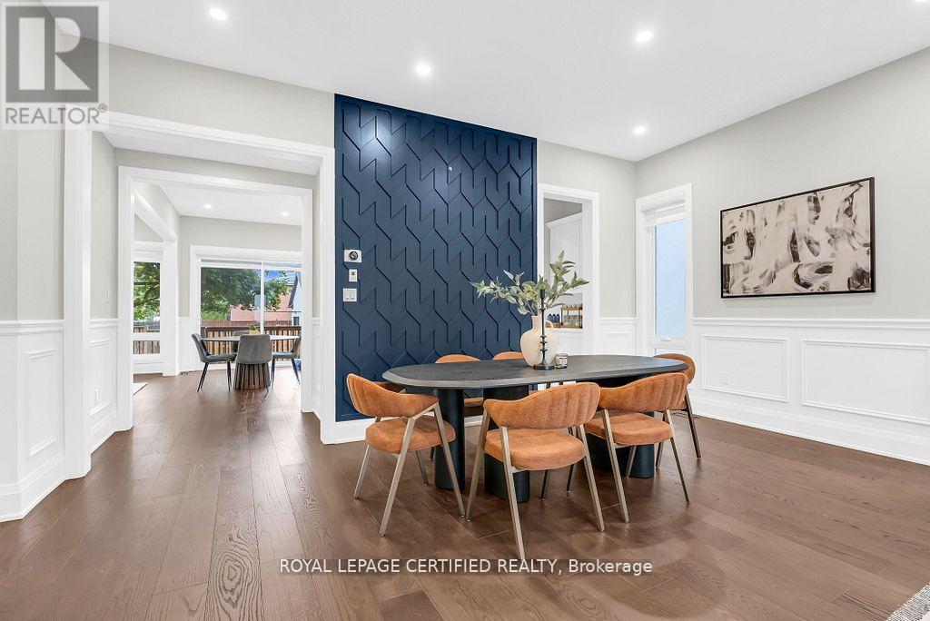 185 Burloak Drive, Oakville, Ontario  L6L 6S7 - Photo 8 - W12854104