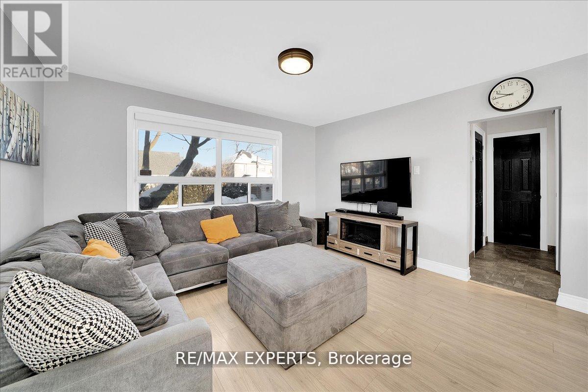 60 Anthony Road, Toronto, Ontario  M3K 1B3 - Photo 15 - W12854132