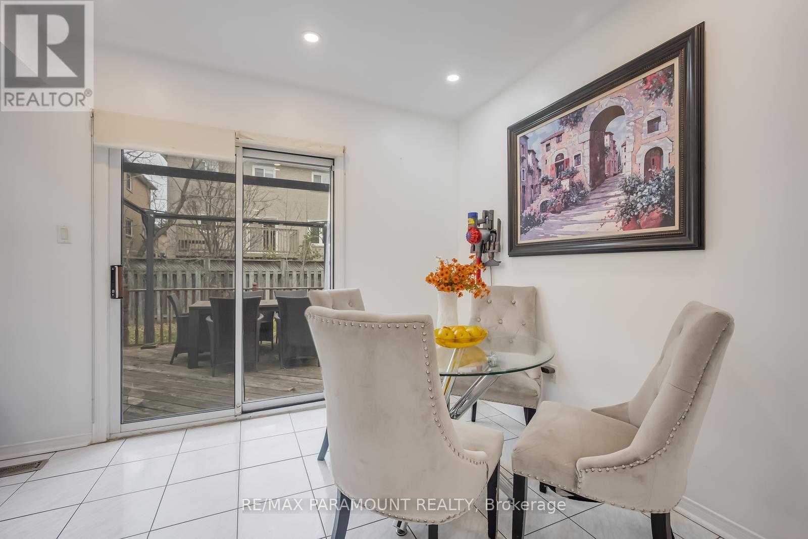 6371 Ormindale Way, Mississauga (East Credit), Ontario  L5V 1J2 - Photo 19 - W12854162