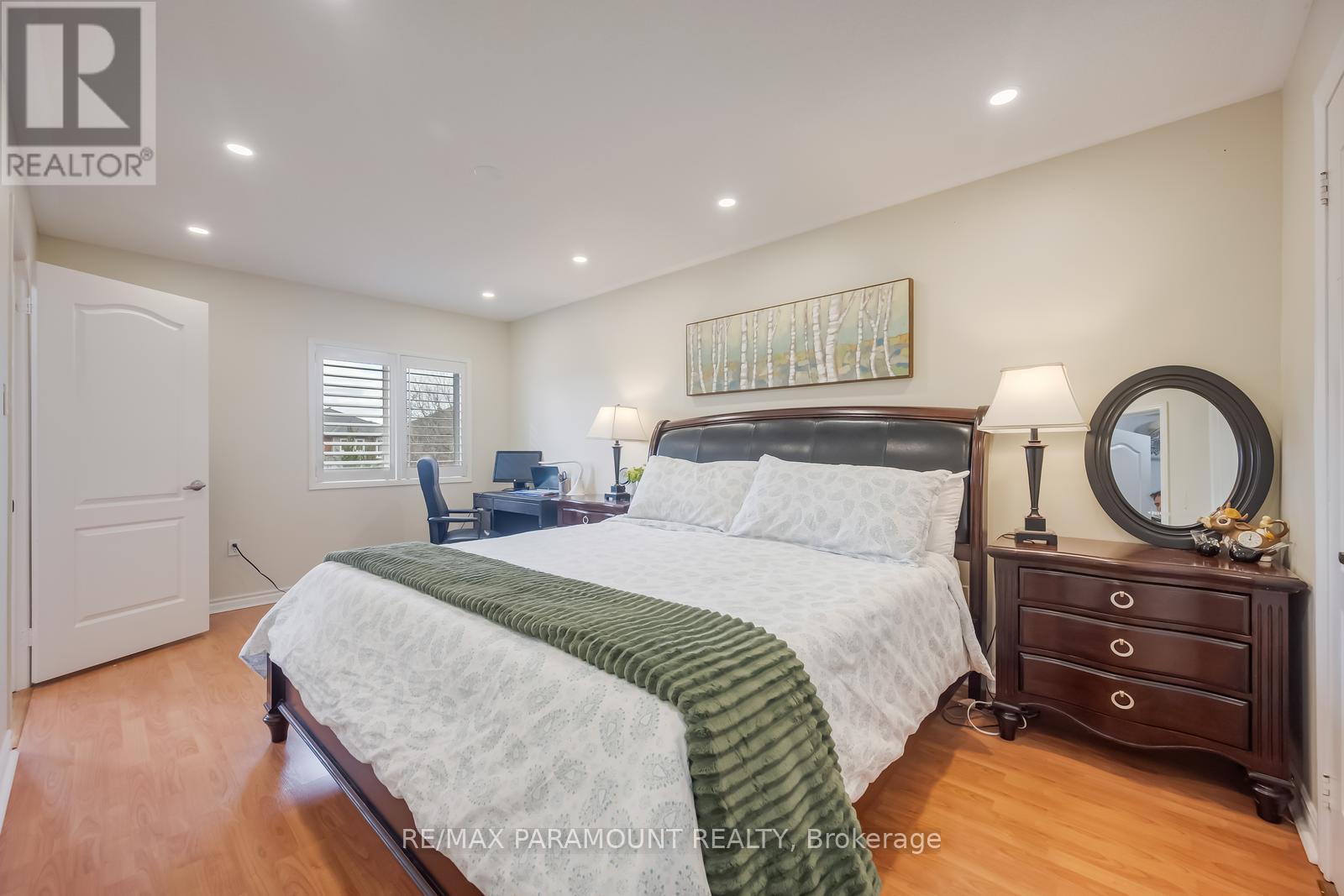 6371 Ormindale Way, Mississauga (East Credit), Ontario  L5V 1J2 - Photo 28 - W12854162