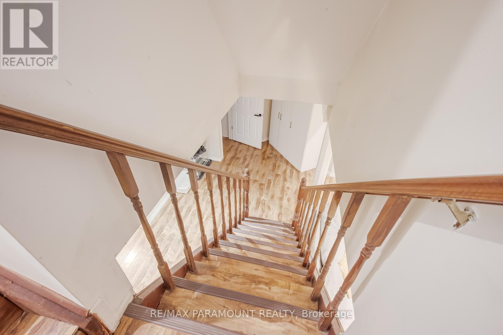 6371 Ormindale Way, Mississauga (East Credit), Ontario  L5V 1J2 - Photo 34 - W12854162