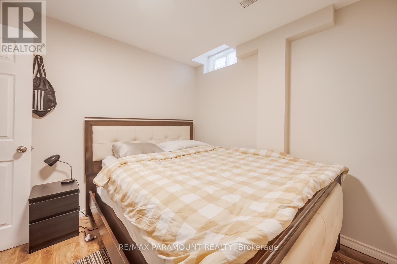 6371 Ormindale Way, Mississauga (East Credit), Ontario  L5V 1J2 - Photo 42 - W12854162
