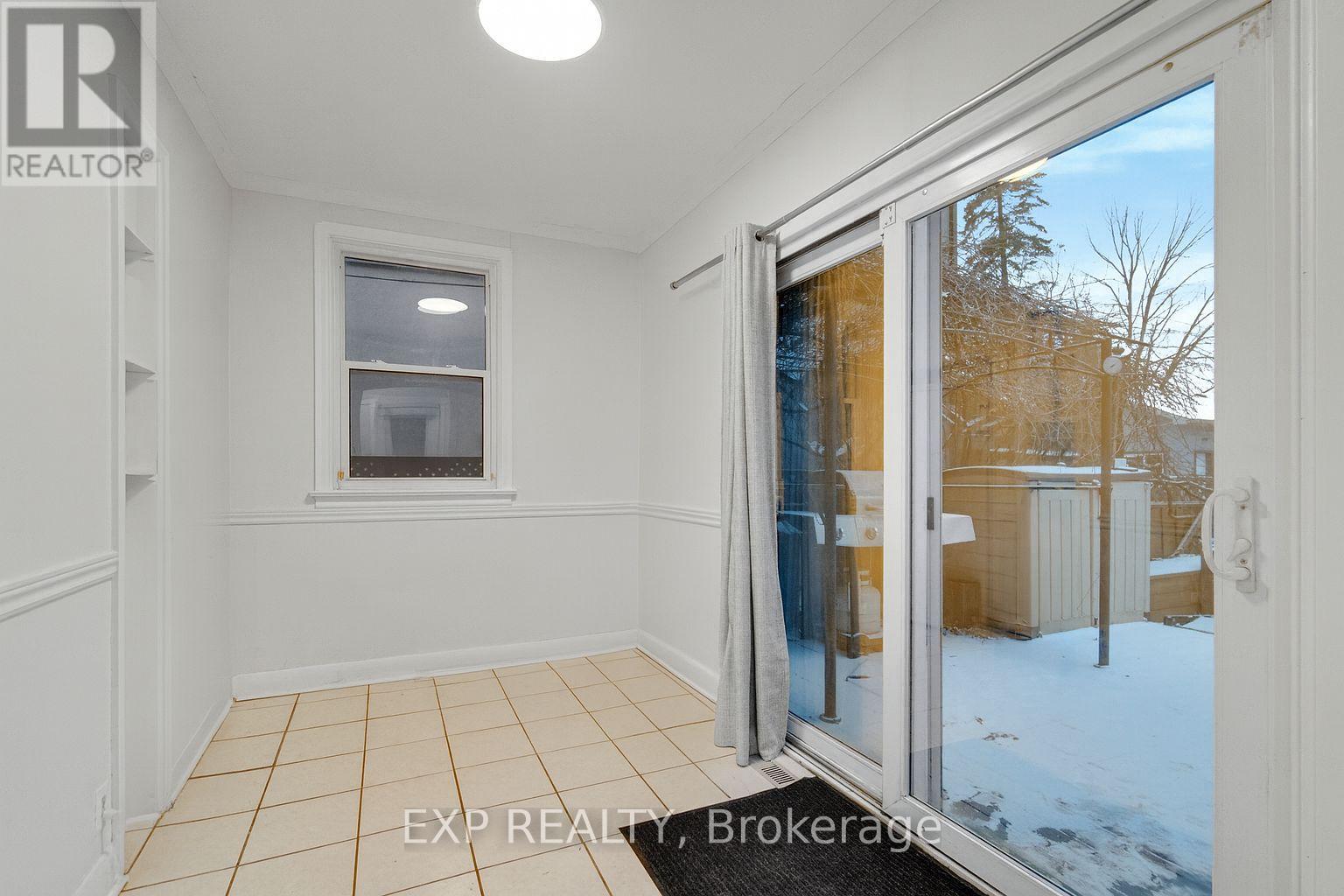 1331 St. James Avenue, Mississauga (Lakeview), Ontario  L5E 1J3 - Photo 17 - W12854288