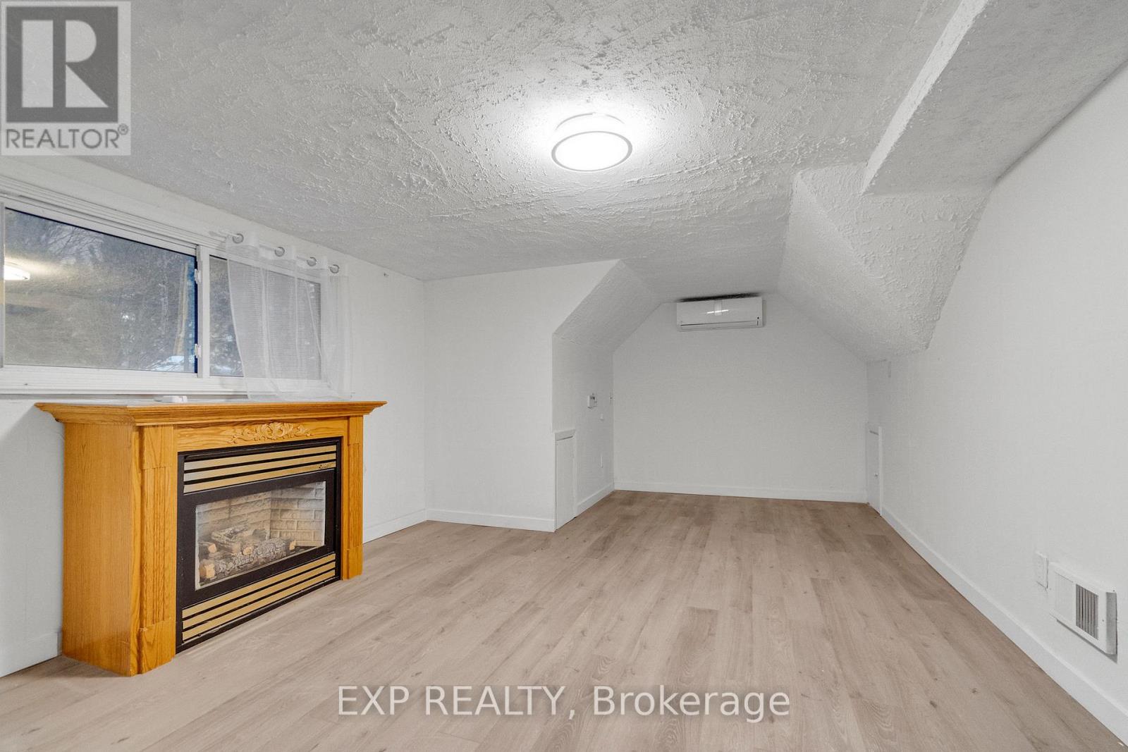 1331 St. James Avenue, Mississauga (Lakeview), Ontario  L5E 1J3 - Photo 32 - W12854288