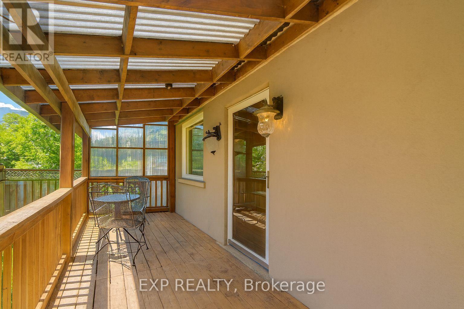 1331 St. James Avenue, Mississauga (Lakeview), Ontario  L5E 1J3 - Photo 4 - W12854288