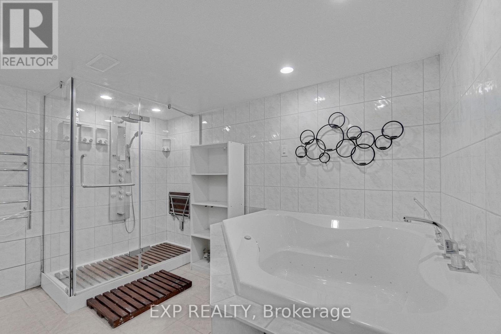 1331 St. James Avenue, Mississauga (Lakeview), Ontario  L5E 1J3 - Photo 45 - W12854288