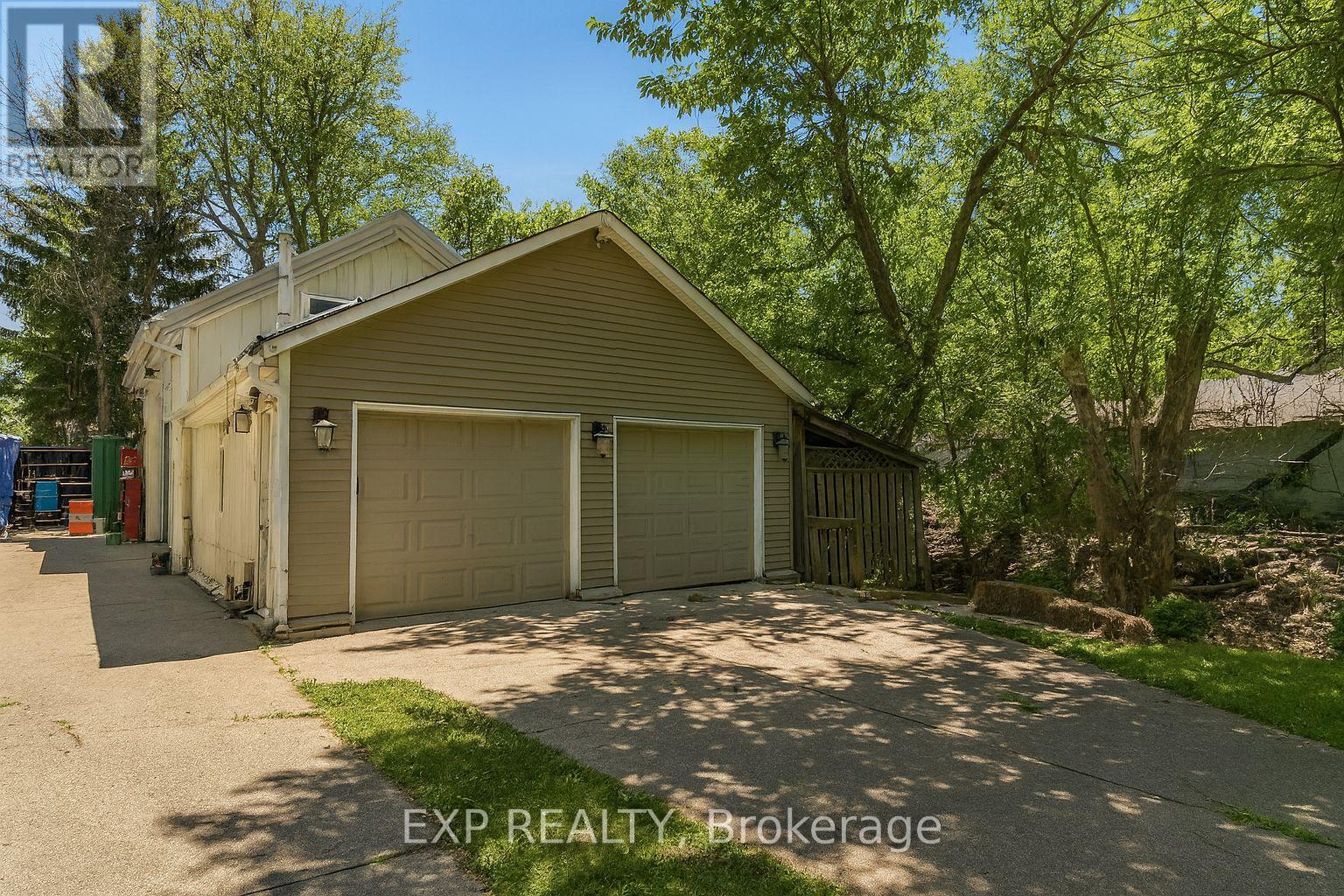 1331 St. James Avenue, Mississauga (Lakeview), Ontario  L5E 1J3 - Photo 49 - W12854288