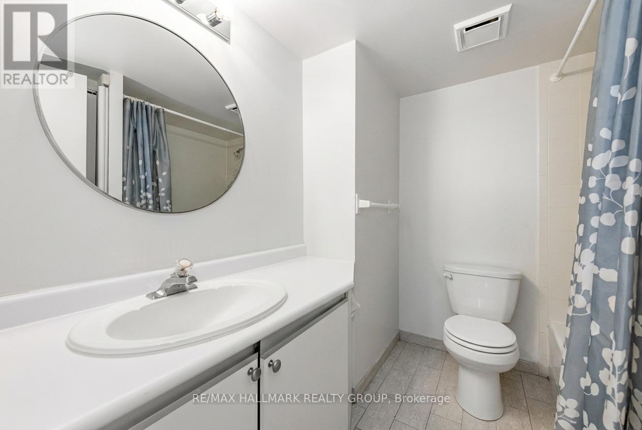 1009 - 1025 Grenon Avenue, Ottawa, Ontario  K2B 8S5 - Photo 21 - X12854056