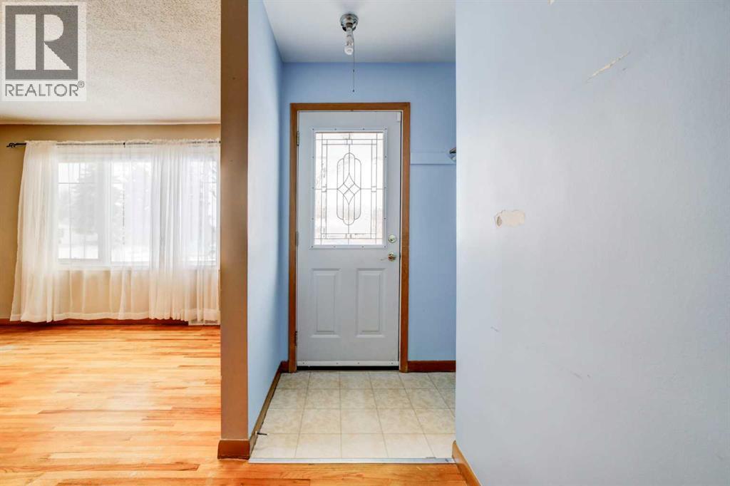 417 27 Street S, Lethbridge, Alberta  T1J 3S1 - Photo 7 - A2275866