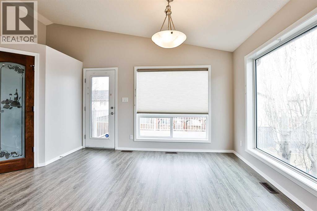 147 Heritage Circle W, Lethbridge, Alberta  T1K 7K5 - Photo 10 - A2290740