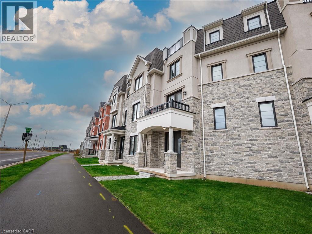 1397 William Halton Parkway, Oakville, Ontario  L6M 5N8 - Photo 3 - 40809875