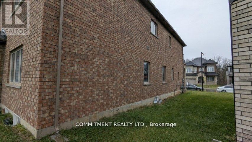 32 Stauffer Road, Brantford, Ontario  M6A 1N3 - Photo 3 - X12854020