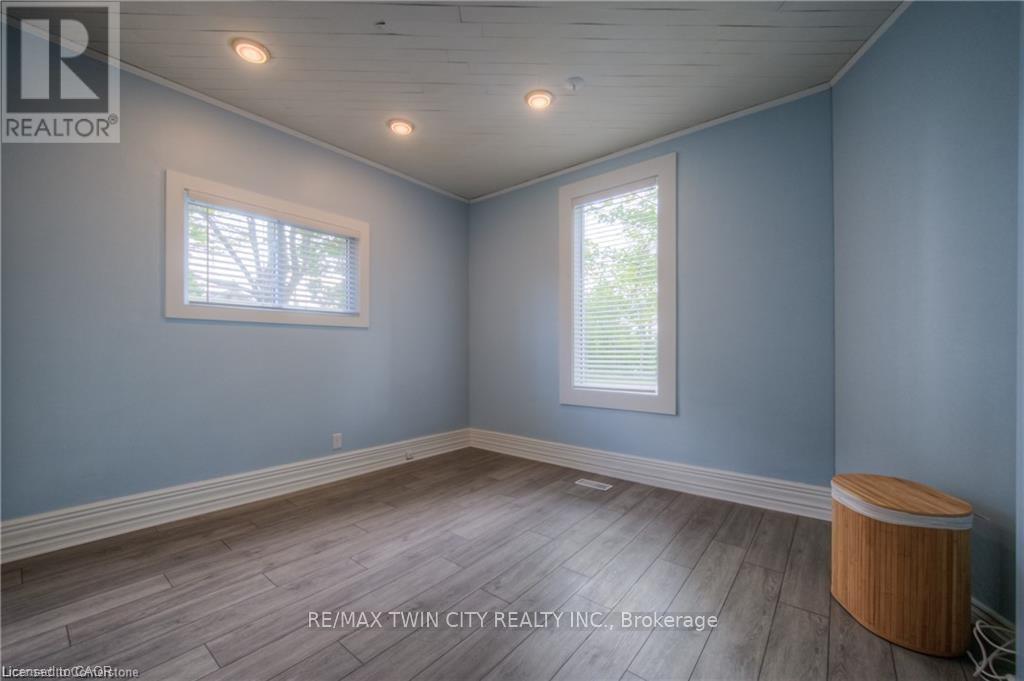 332 Queen Street W, Cambridge, Ontario  N3C 1G8 - Photo 7 - X12854058