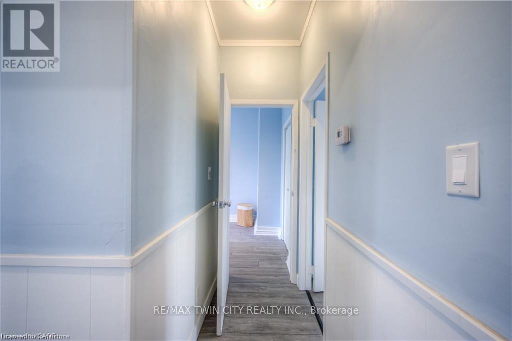 332 Queen Street W, Cambridge, Ontario  N3C 1G8 - Photo 8 - X12854058