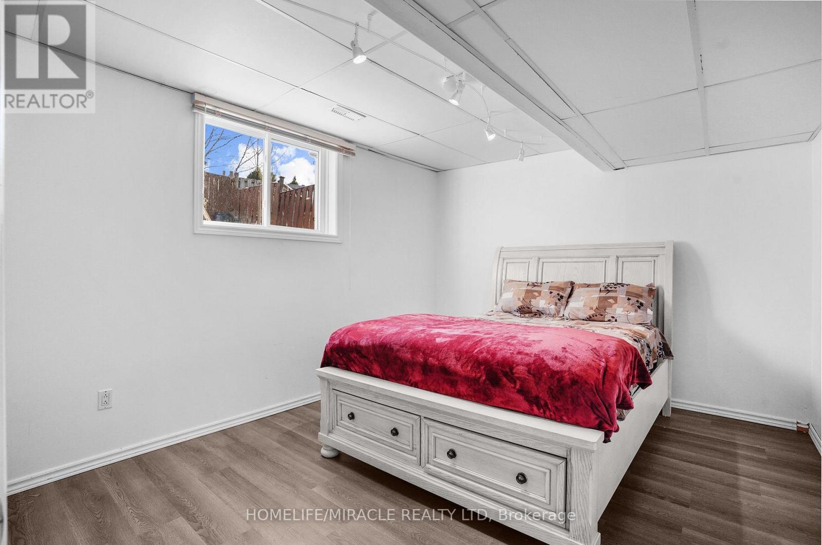 8 Bradley Lane, Brantford, Ontario  N3T 6R5 - Photo 28 - X12854142