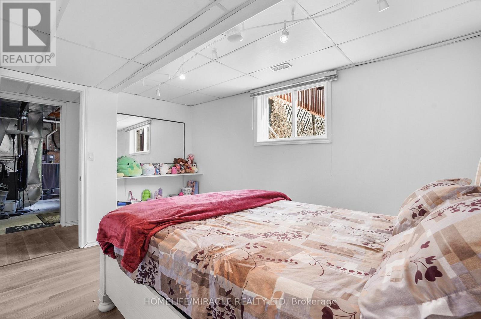 8 Bradley Lane, Brantford, Ontario  N3T 6R5 - Photo 30 - X12854142