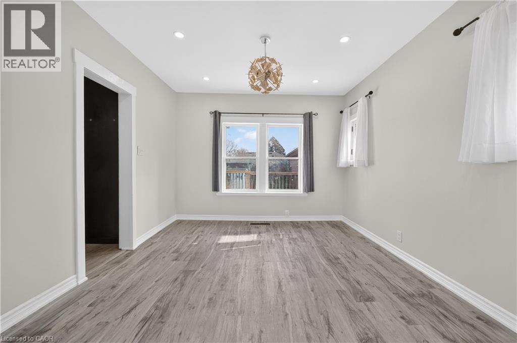 2296 New Street, Burlington, Ontario  L7R 1J3 - Photo 16 - 40810208