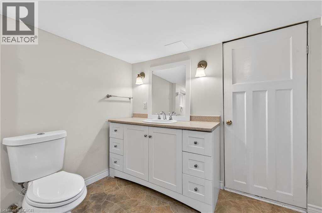 2296 New Street, Burlington, Ontario  L7R 1J3 - Photo 45 - 40810208