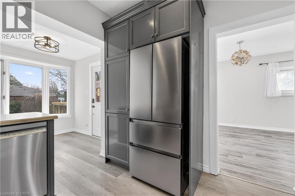 2296 New Street, Burlington, Ontario  L7R 1J3 - Photo 15 - 40810208