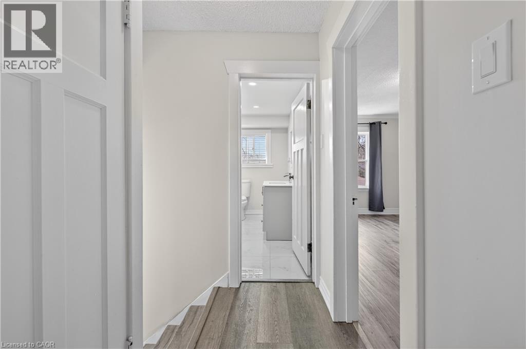 2296 New Street, Burlington, Ontario  L7R 1J3 - Photo 34 - 40810208