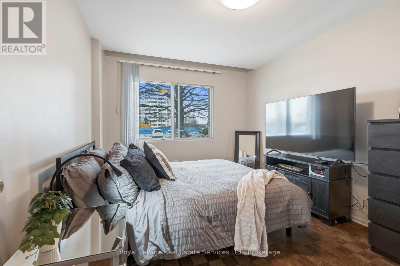 102 - 15 Towering Heights Boulevard, St. Catharines, Ontario  L2T 3G7 - Photo 26 - X12851128