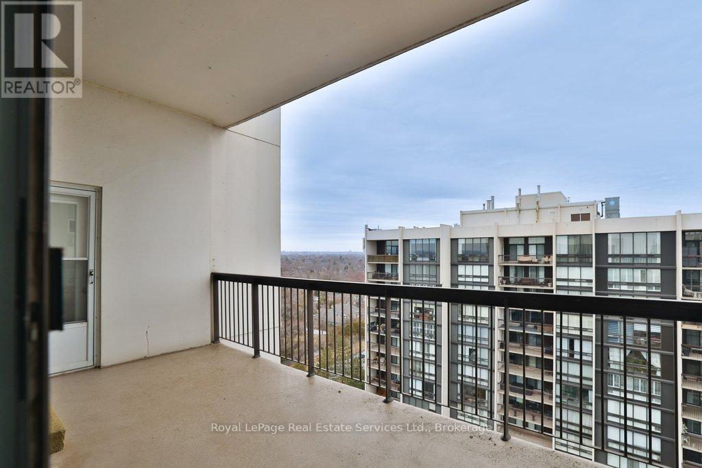 Ph7 - 2185 Marine Drive, Oakville, Ontario  L6L 5L6 - Photo 23 - W12854396