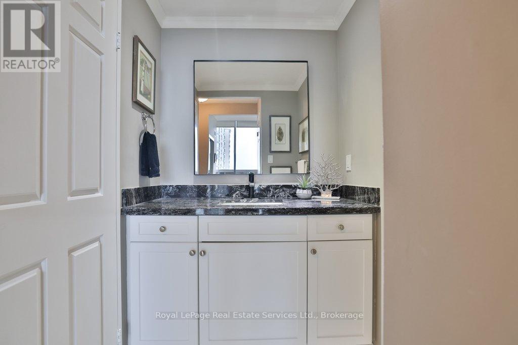 Ph7 - 2185 Marine Drive, Oakville, Ontario  L6L 5L6 - Photo 32 - W12854396