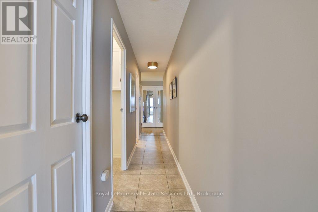 Ph7 - 2185 Marine Drive, Oakville, Ontario  L6L 5L6 - Photo 36 - W12854396