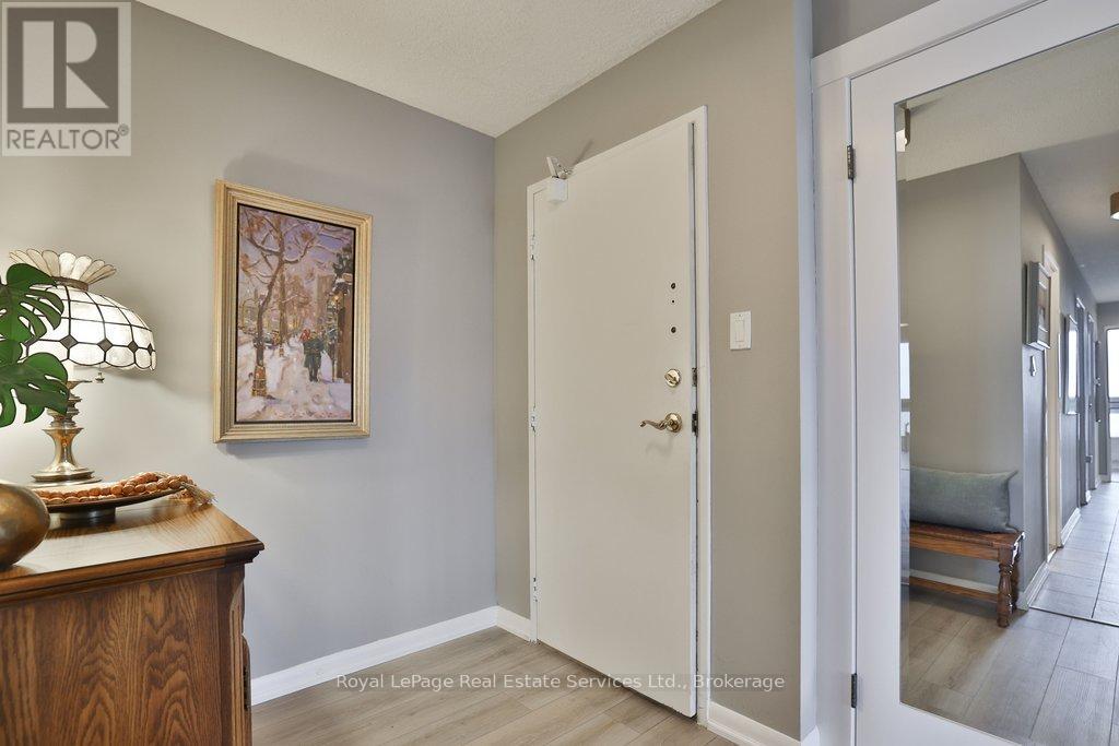 Ph7 - 2185 Marine Drive, Oakville, Ontario  L6L 5L6 - Photo 7 - W12854396