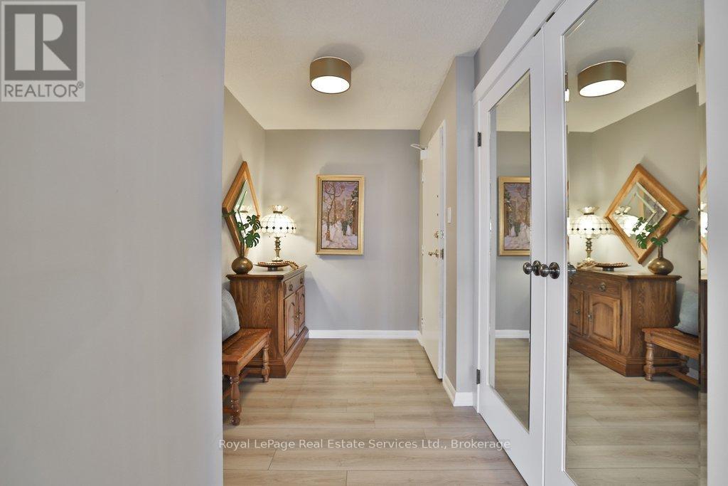 Ph7 - 2185 Marine Drive, Oakville, Ontario  L6L 5L6 - Photo 8 - W12854396