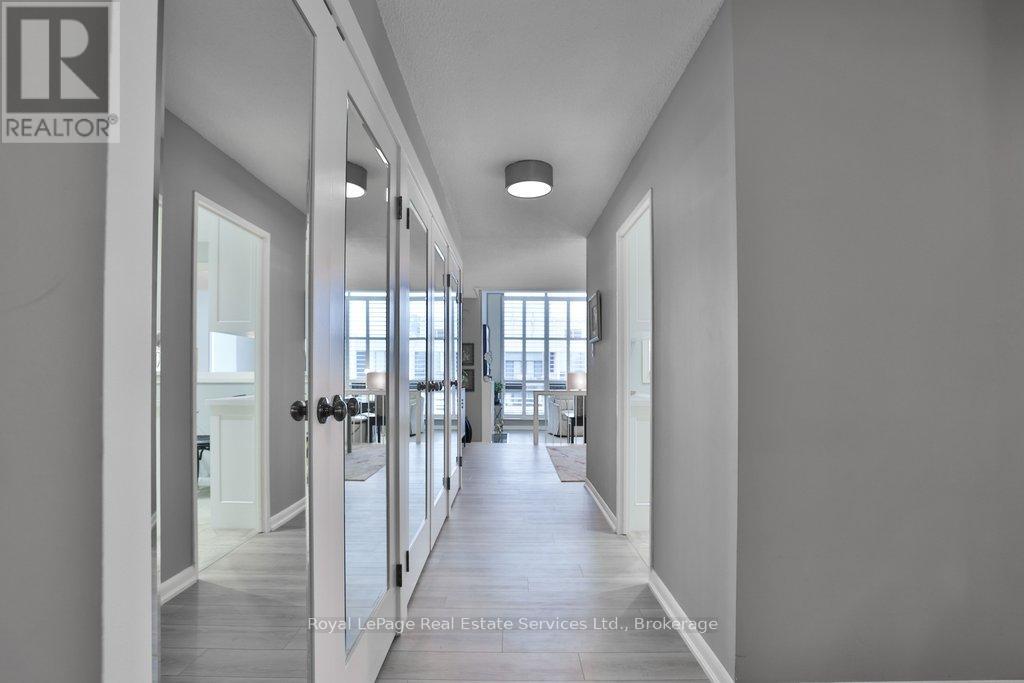 Ph7 - 2185 Marine Drive, Oakville, Ontario  L6L 5L6 - Photo 9 - W12854396