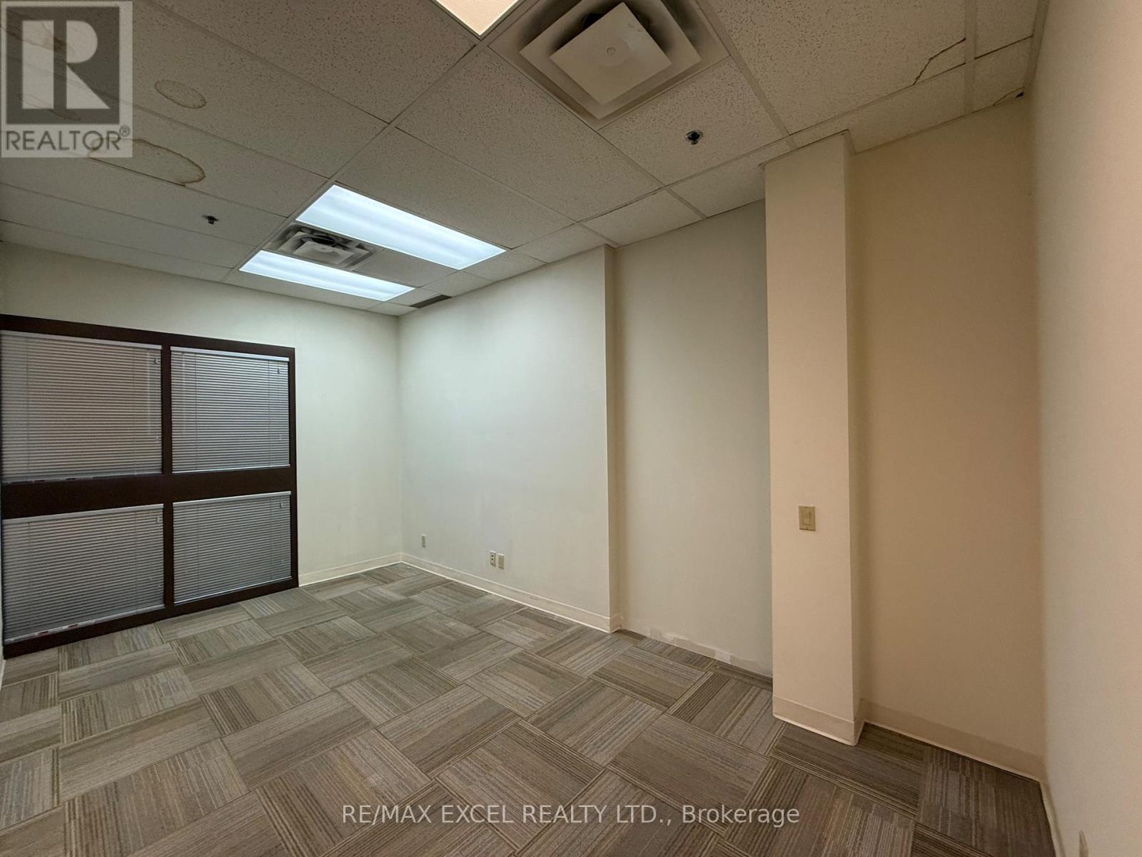 8 - 151 Esna Park Drive, Markham, Ontario  L3R 3B1 - Photo 8 - N12807704