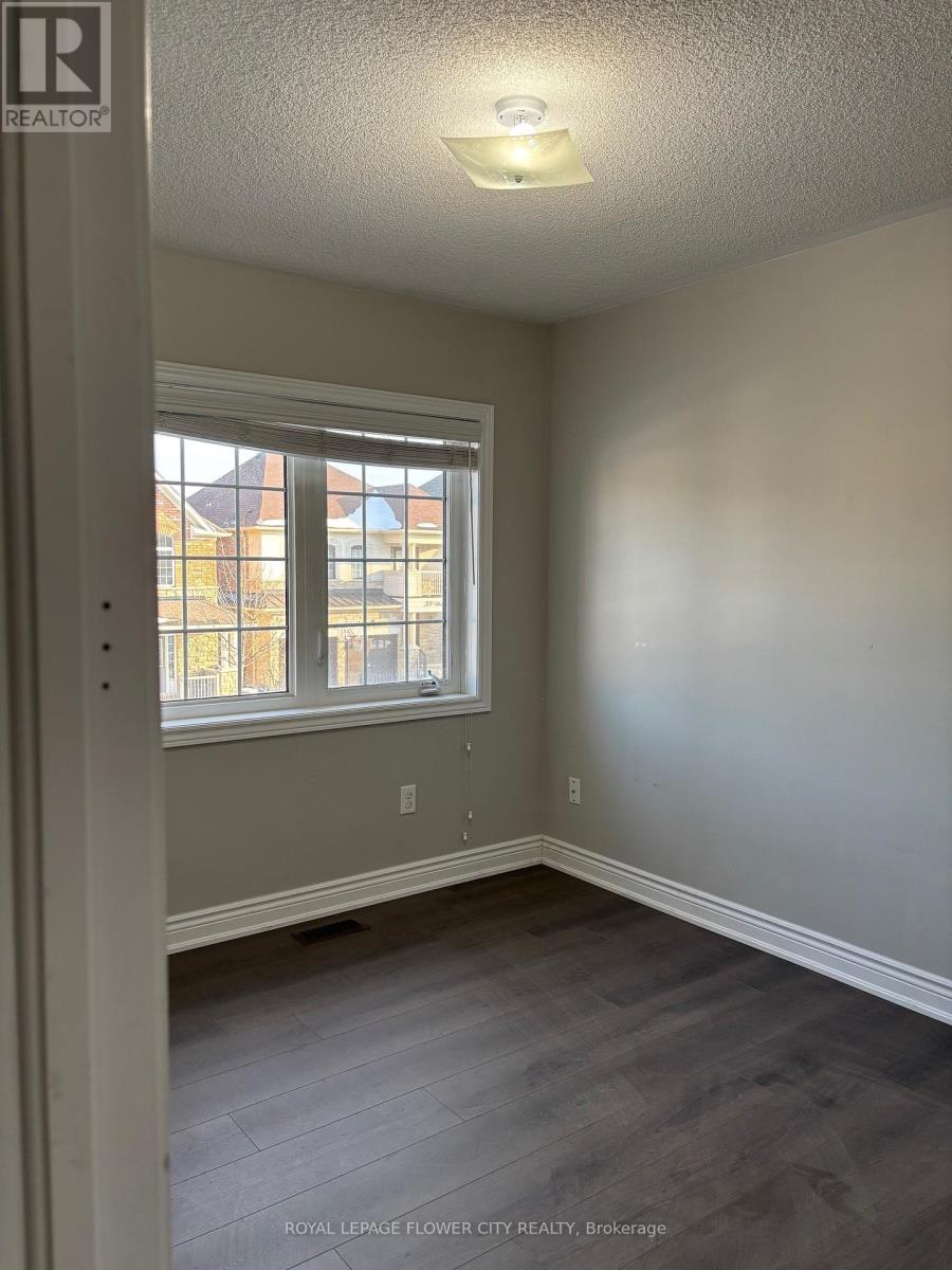 38 Walbrook Road, Brampton, Ontario  L7A 1K4 - Photo 9 - W12744442