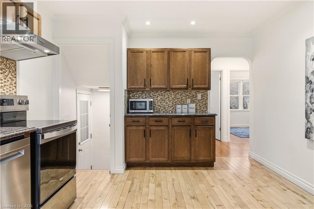 411 Pepper Drive, Burlington, Ontario  L7R 3E1 - Photo 6 - 40807278