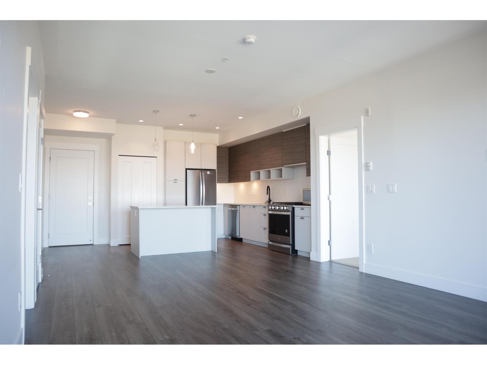 A327 20727 Willoughby Town Centre Drive, Langley, British Columbia  V2Y 3N1 - Photo 4 - R3078325