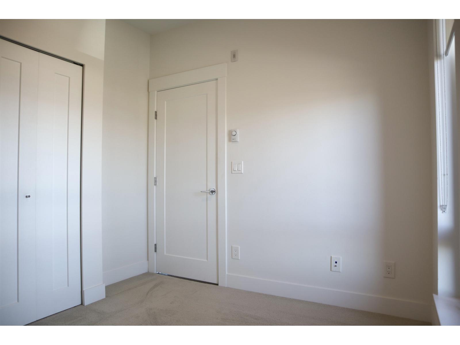 A327 20727 Willoughby Town Centre Drive, Langley, British Columbia  V2Y 3N1 - Photo 13 - R3078325