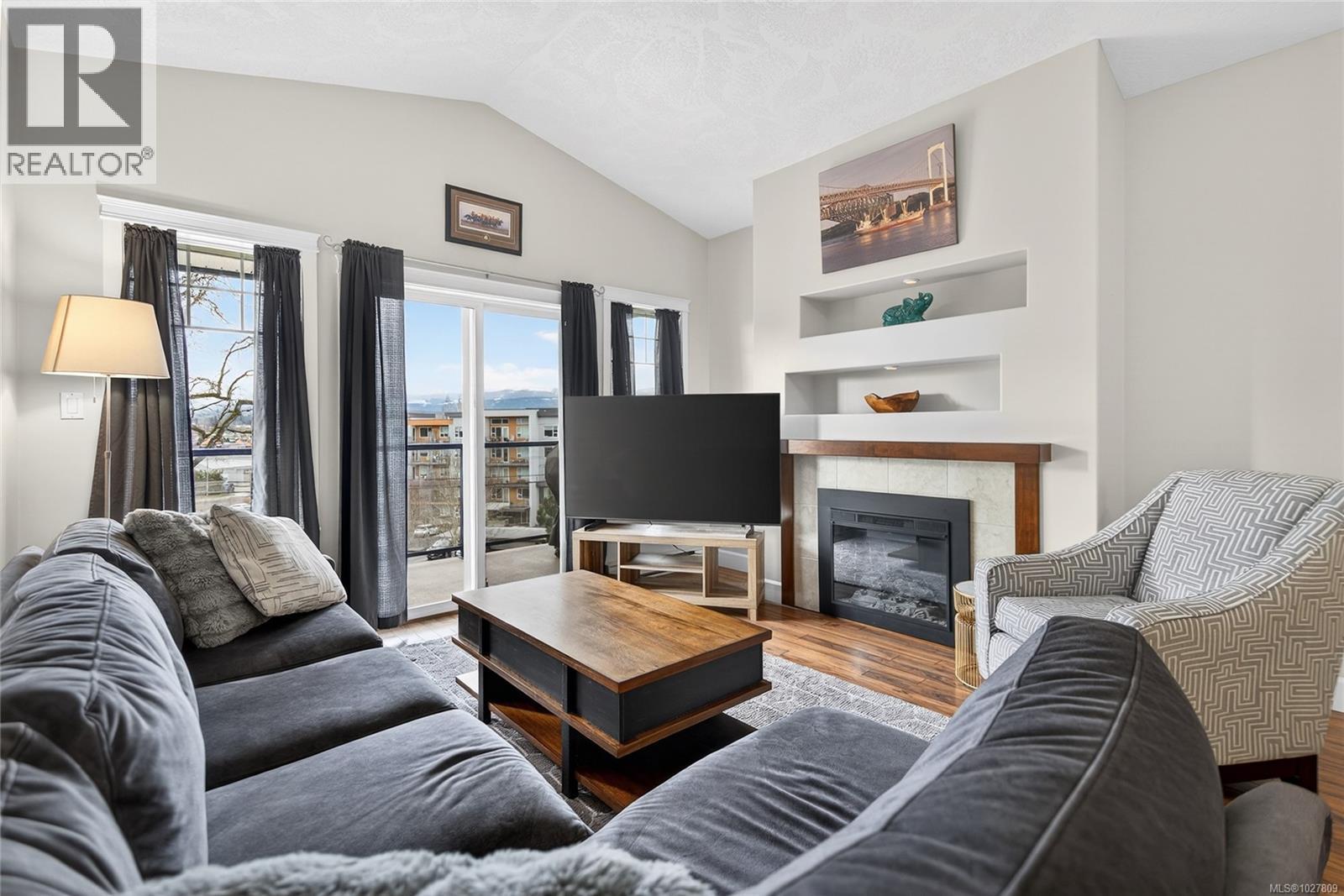 221 930 Braidwood Rd, Courtenay, British Columbia  V9N 3R9 - Photo 12 - 1027809