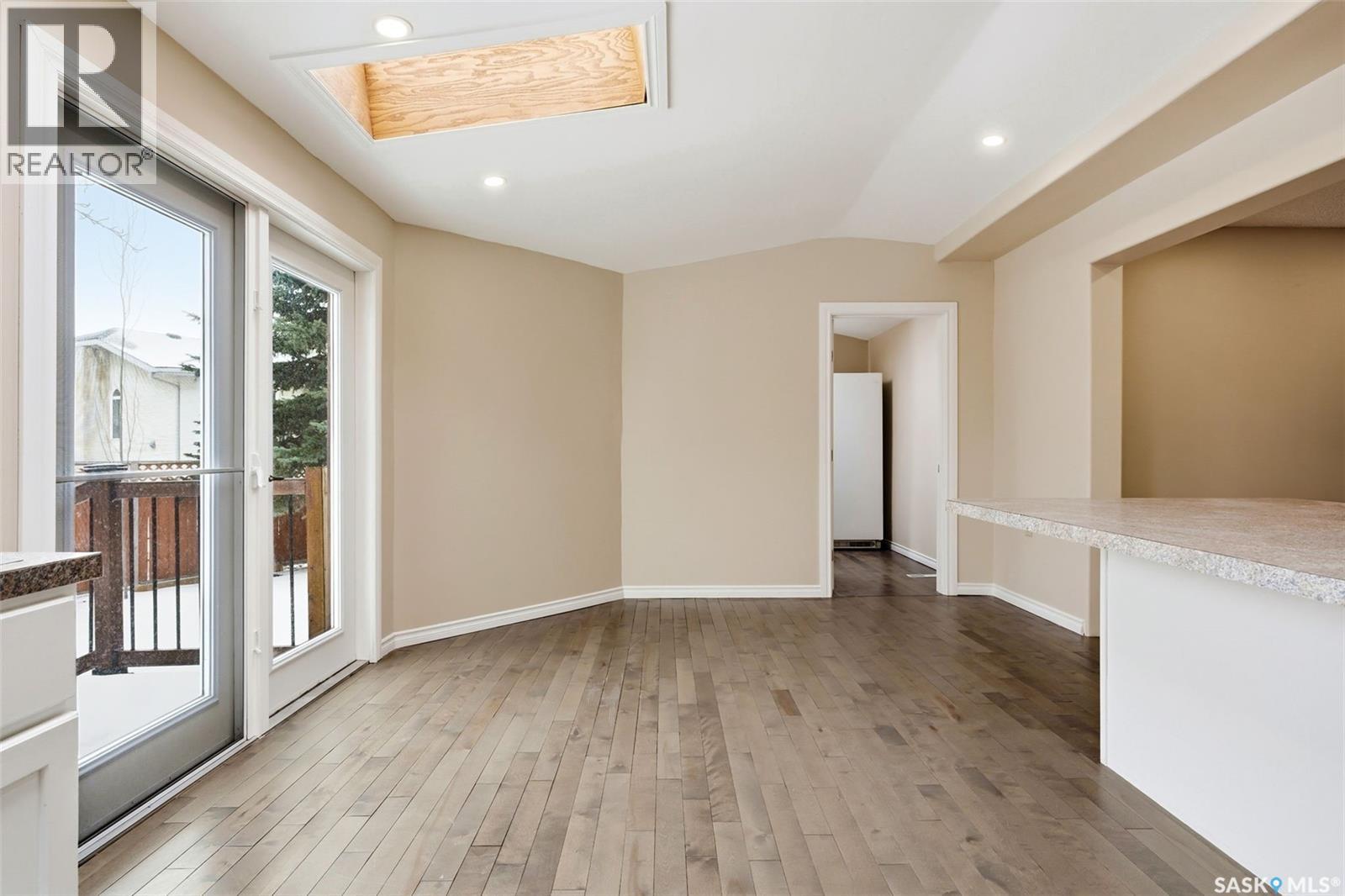 3234 Wascana Glen, Regina, Saskatchewan  S4V 2L6 - Photo 12 - SK029876