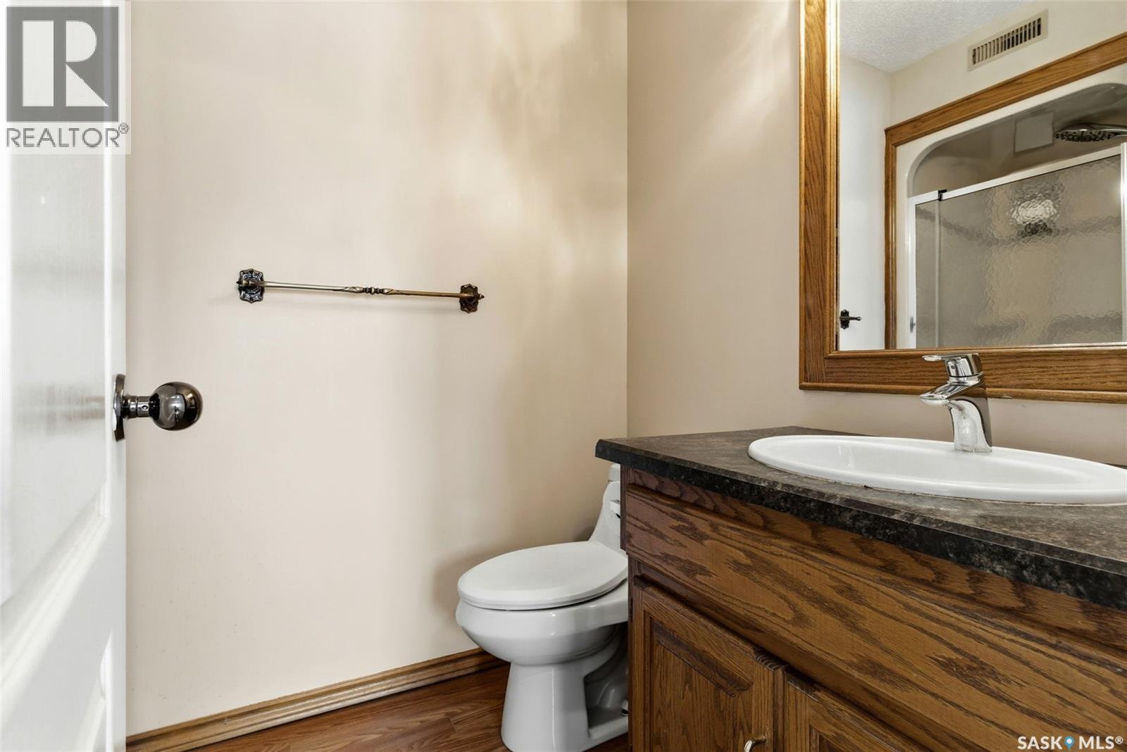 3234 Wascana Glen, Regina, Saskatchewan  S4V 2L6 - Photo 29 - SK029876