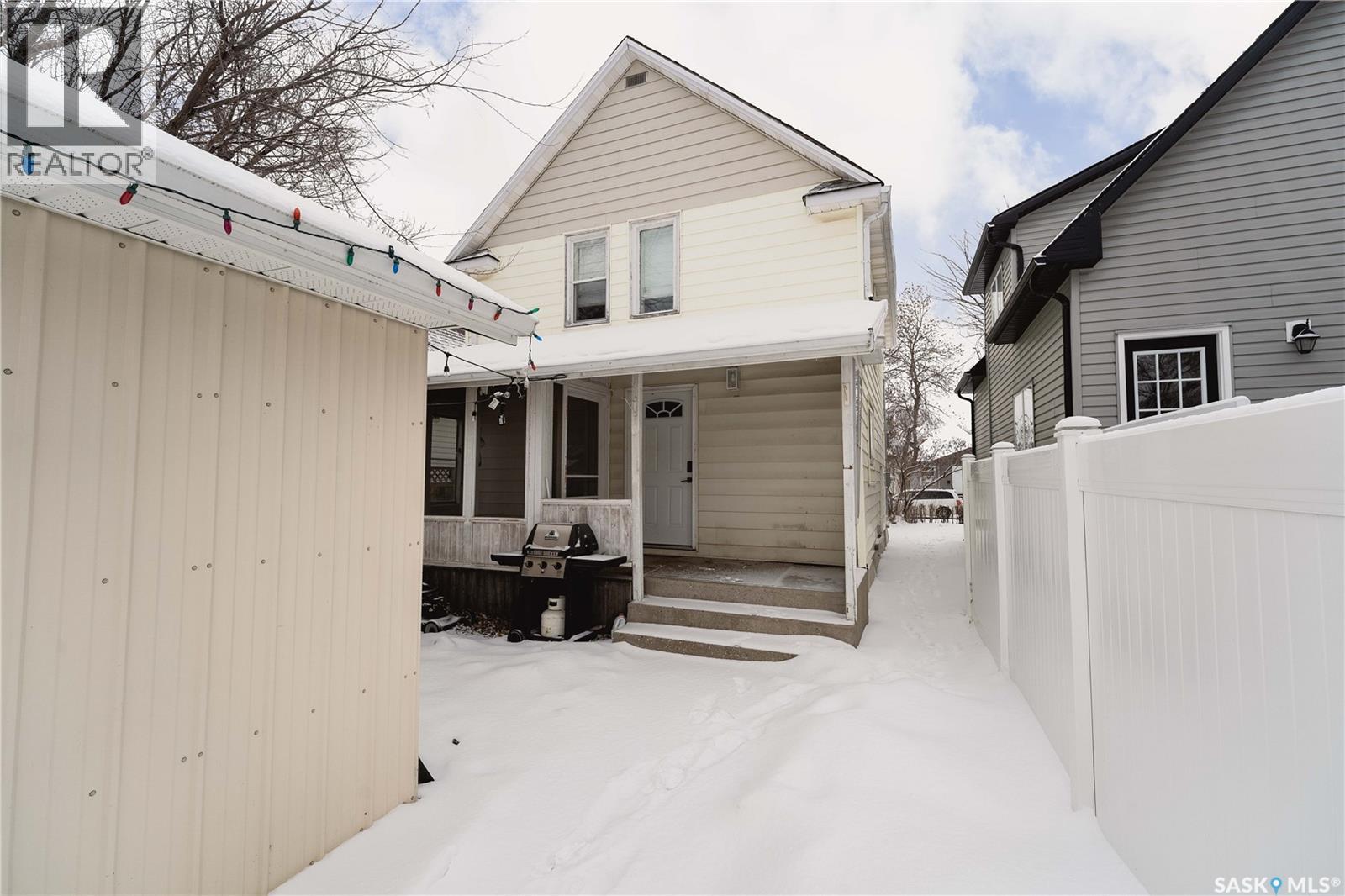 1037 3rd Avenue Ne, Moose Jaw, Saskatchewan  S6H 1E6 - Photo 35 - SK029874