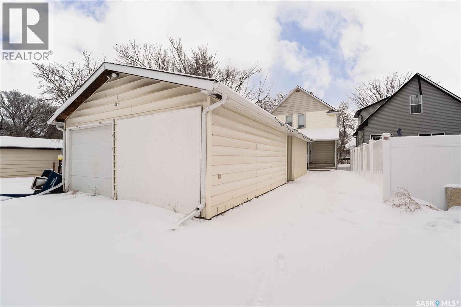 1037 3rd Avenue Ne, Moose Jaw, Saskatchewan  S6H 1E6 - Photo 36 - SK029874